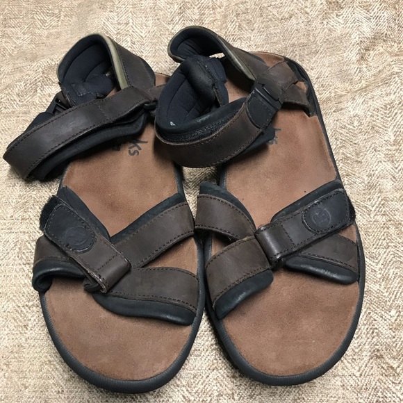 size 14 clarks shoes